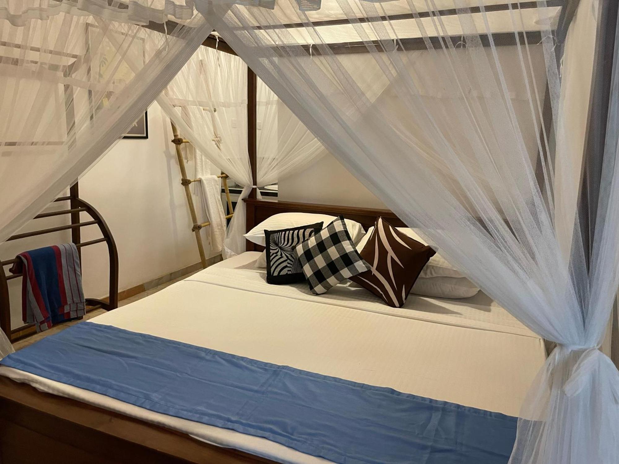 Kenno'S Korner Hotel Weligama Exterior foto
